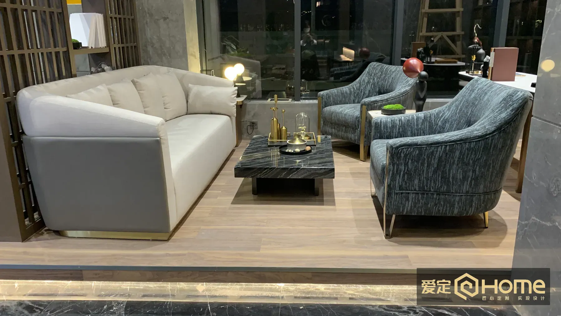 Poly Sales Gallery solid-wood furniture project